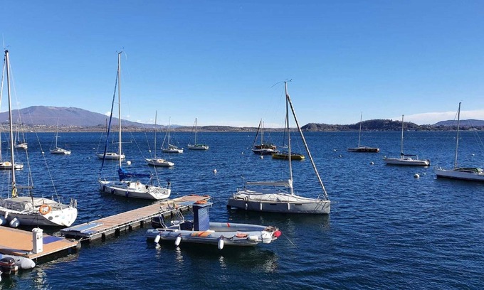 Feriolo House | Apartment on Lake Maggiore with Garden