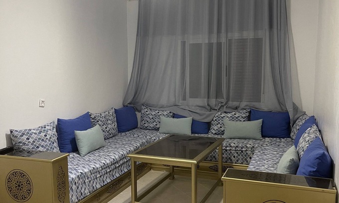 Oued Laou Apartment | Apartment on Residence with picsine