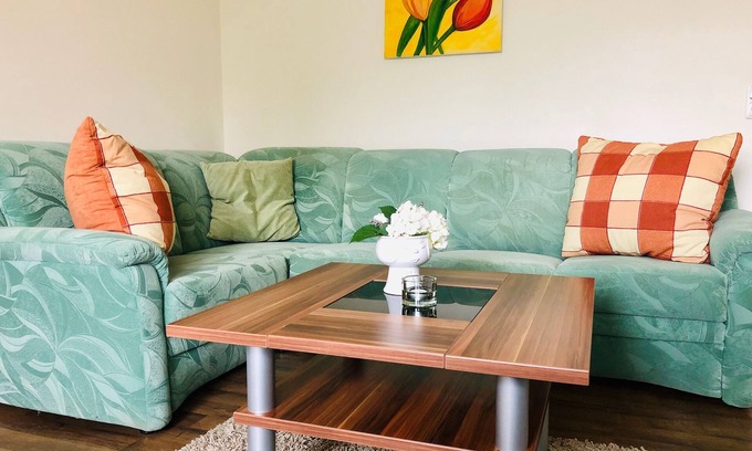 Laubegast Apartment | Apartment on the Elbe ferry - Apartment for 2 - 3 people
