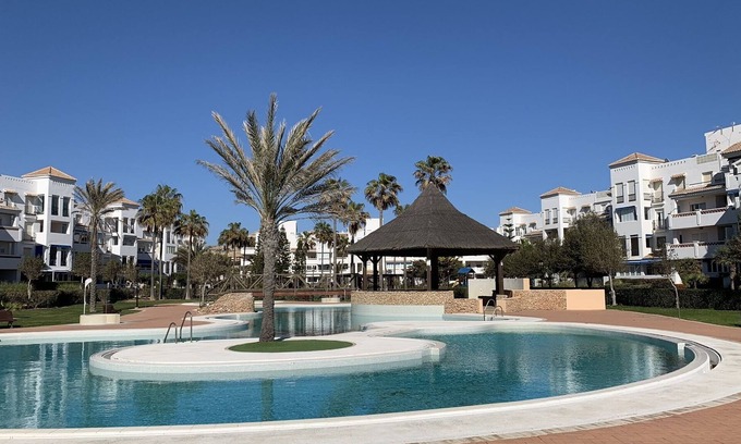 Almerimar Apartment | Apartment on "Top Beach" location / next to the golf and marina πβ±β³ποΈββοΈβ΅