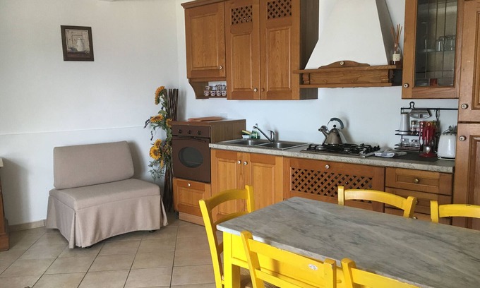 Genoa Apartment | Apartment 'Orchidea' with Sea View, Wi-Fi and Air Conditioning