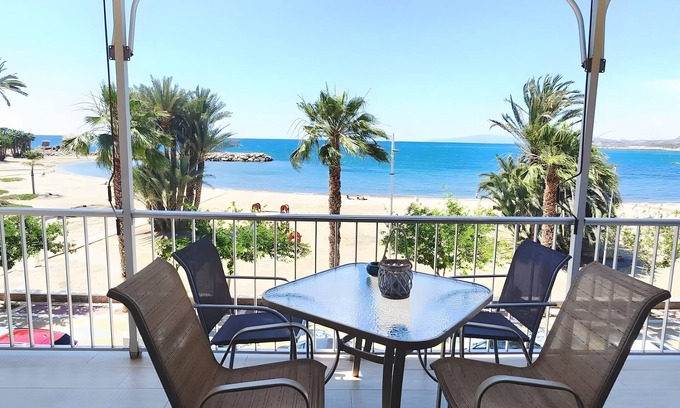 Aguilas Apartment | Apartment 'Piso Frente Playa De La Colonia' with Sea View, Private Terrace and Wi-Fi