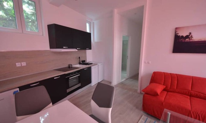 Beaulieu-sur-Mer Apartment | Apartment R Beaulieu-sur-Mer Near sea and town center