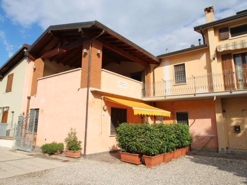 San Benedetto di Lugana Apartment | Apartment Rondinelli by Interhome