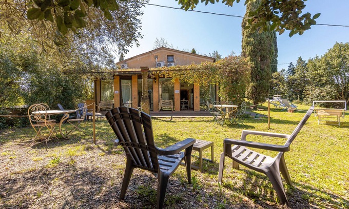Montelopio Apartment | Apartment 'San Giovanni Residence 2 Franca' with Private Garden, Wi-Fi and Air Conditioning