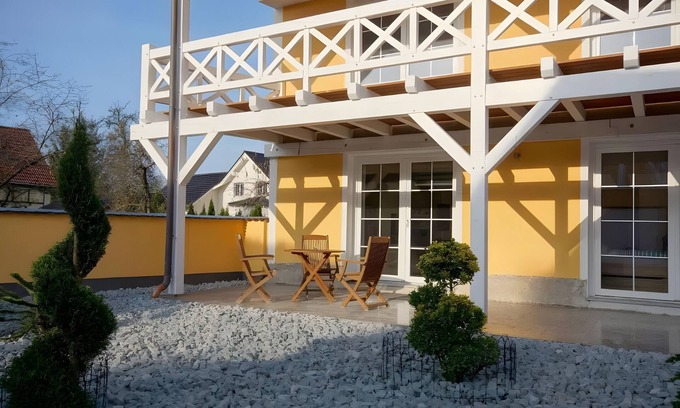 Schonebeck Apartment | Apartment 'Storchennest' with Private Terrace and Wi-Fi
