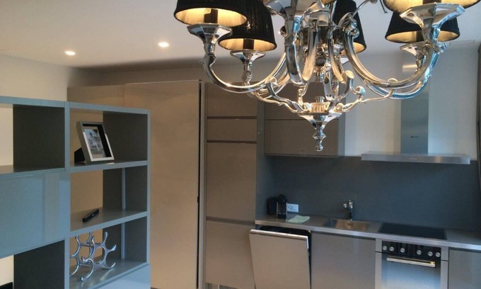 Wollishofen Apartment | Apartment - stylishly furnished near the lake