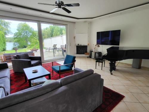 Dagow Apartment | Apartment Terrassenwohnung am See by Interhome