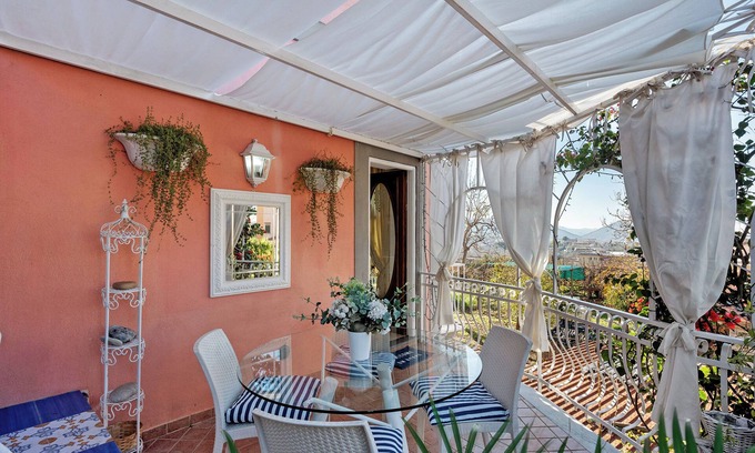 Vico Equense Apartment | Apartment 'Vico 94' with Sea View, Wi-Fi and Air Conditioning