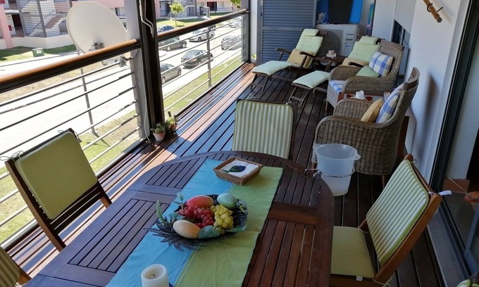 Telheiro Apartment | APARTMENT WITH 2 BEDROOMS, 2 BATHROOMS, WIFI, SWIMMING POOL AND 2 TENNIS COURT