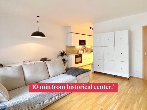 Holesovice Apartment | Apartment with Free Parking in Prague