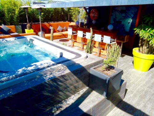 El Hara Apartment | Apartment with Private Rooftop & Jaccuzzi