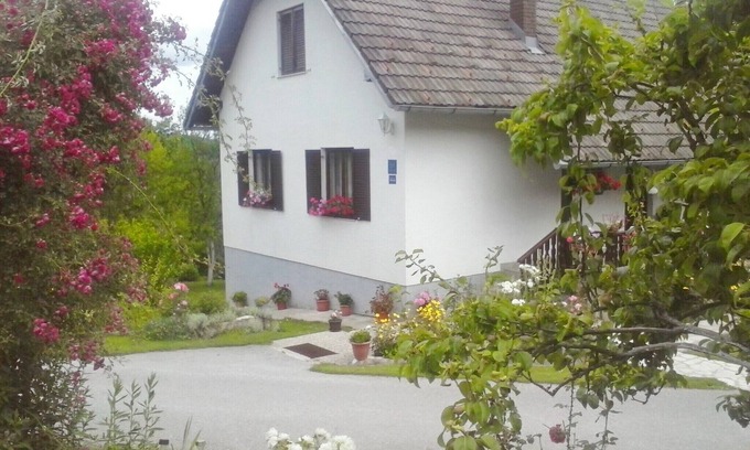 Poljanak Apartment | Apartments and rooms Stipe, (10194), Poljanak, Plitvicka Jezera, hr