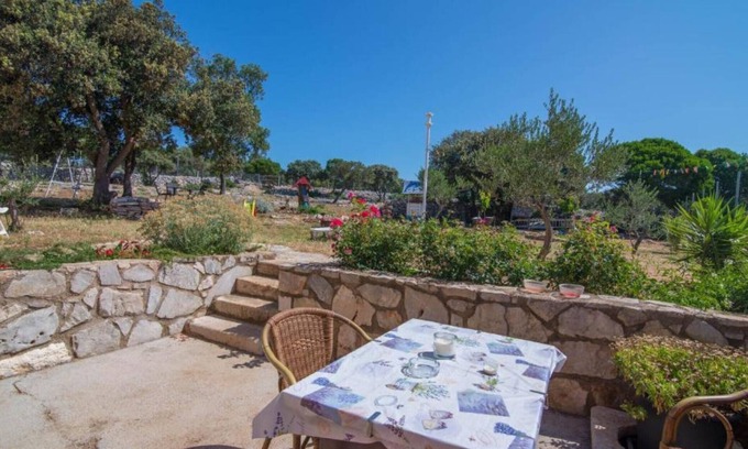 Veli Losinj Apartment | Apartments Bonic - Two Bedroom Apartment with Balcony