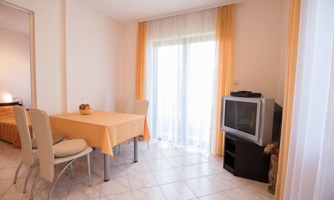 Sarsoni Apartment | Apartments Laura (65931-A1) - Matulji