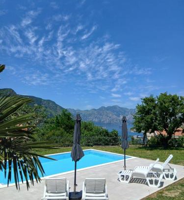 Skaljari Apartment | Apartments Orizzonte with beautiful view of the bay