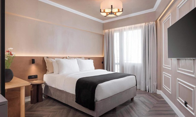 Athens City Centre Hotel | Aphrodite Suite by Acropolis Luxury Athens Suites
