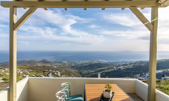 Tinos Villa | Apopsis Tinos - Cycladic house with stunning view
