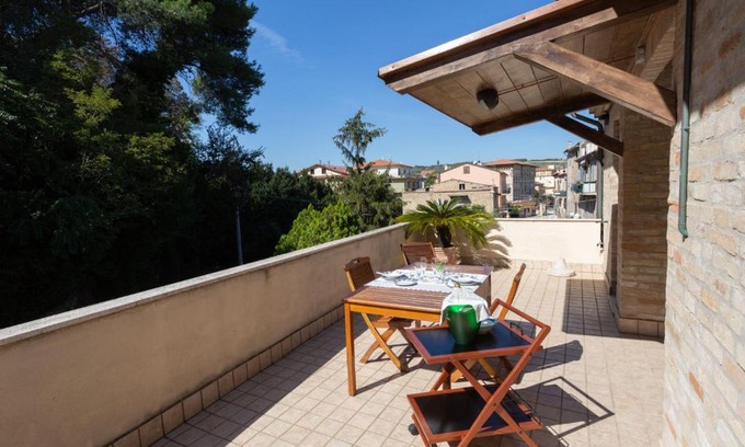 Pedaso Apartment | Appartamento con terrazza sul mare