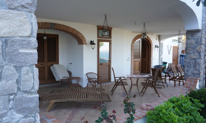 Ischia Apartment | Appartamento Indipendente - Maison de Charles Ischia