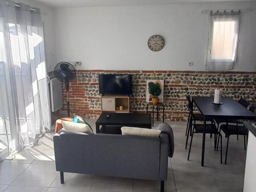 Saint-Orens-de-Gameville Apartment | Appartement climatisé Saint Orens