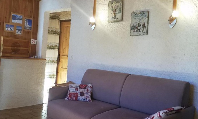 Saint-Chaffrey Apartment | Appartement 2 pièces avec jardin privatif, proche des pistes, Wi-Fi, parking, et navette gratuite - FR-1-762-14