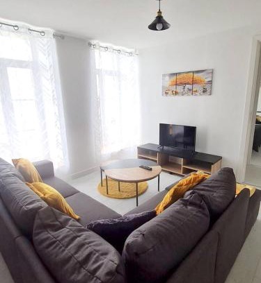 Rocroi Apartment | Appartement charmant à Rocroi/70 m²/Parking inclus