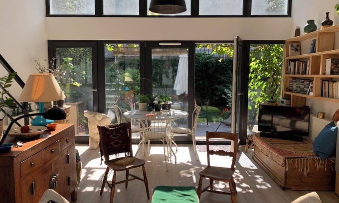 Louis Bertrand-Mirabeau-Semard Condo | Appartement Comme une Maison Avec Jardin aux Portes de Paris, Proche du Métro