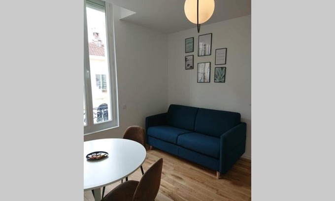Grand Parc-Paul Doumer Apartment | appartement MONTAIGNE