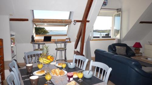 Plouhinec Apartment | Appartement tout confort avec vue sur mer