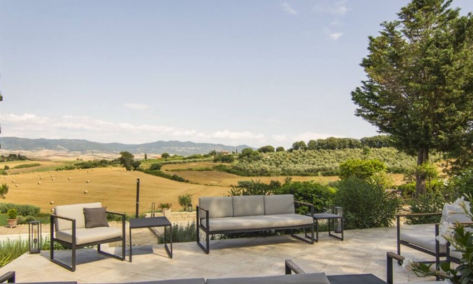 Rosignano Marittimo Apartment | Appartemento SanMartino - vacation in a country house steeped in history.