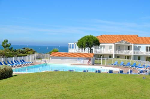 Chateau-d'Olonne House | Appartements front de Mer SABLES D'OLONNE