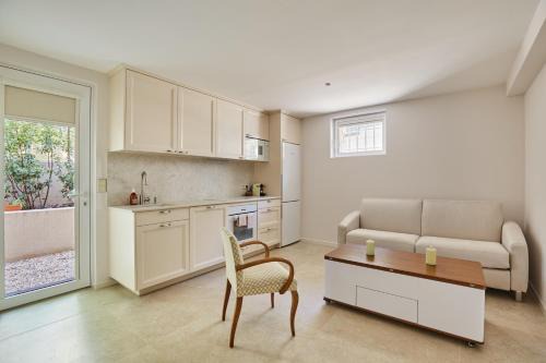 Couronne Urbaine Apartment | Appartment 5 min walking from city center