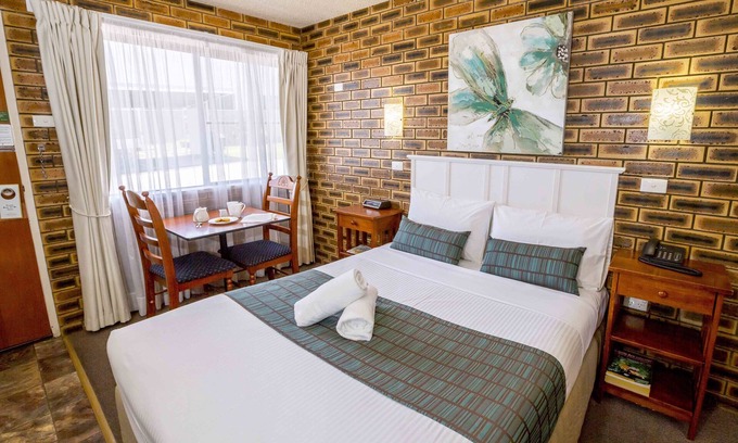 Stanthorpe Hotel | Apple & Grape Motel