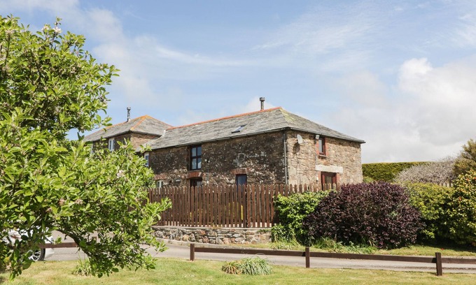 Wadebridge Cottage | APPLESTORE, family friendly, with open fire in Padstow