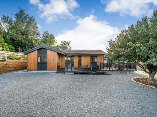 Ayr House | Appletree Lodge