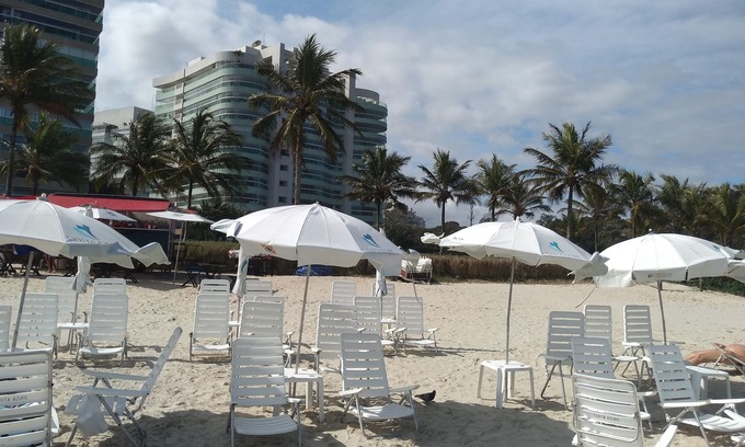 Sao Lourenco Apartment | Apt 2 Sleeps Jardim São Lourenço / Itaguaré 6 adults 2 children + Beach Kit