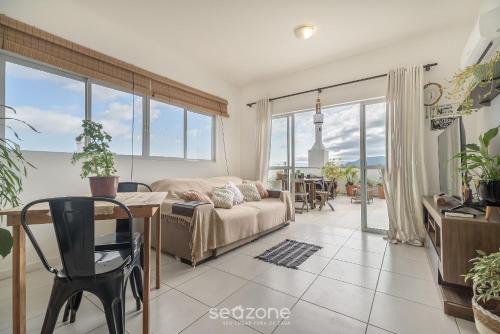 Alto Ribeirao Leste Apartment | Apt w/Rooftop Near the Beach in Floripa - CRI0301