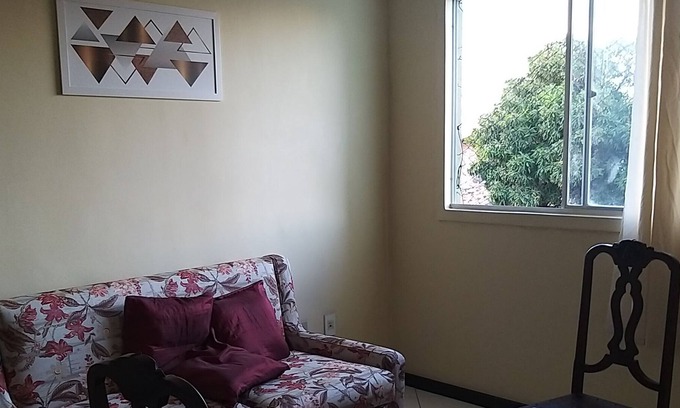 Pereira Lobo Apartment | Apt⁰ 1 double bed, 2 bunk beds 1 single bed, 25 'Praia Atalaia, 20' Shopping malls