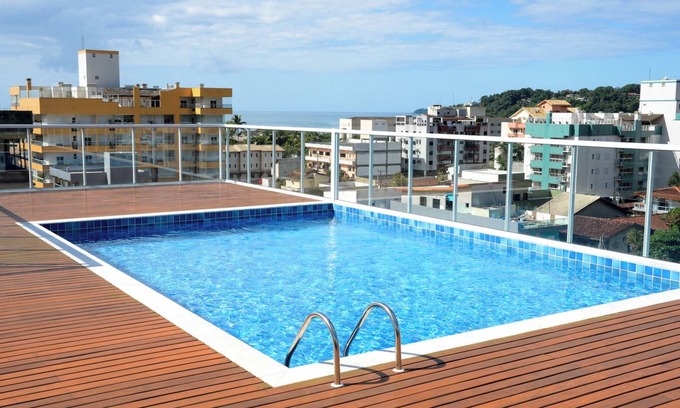 Toninhas Apartment | Apto c área gourmet a 300m da Praia das Toninhas