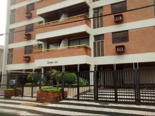 Parque Enseada Apartment | Apto com 3 suítes Guarujá