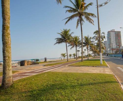 Vila Balnearia Apartment | Apto pet friendly com garagem a 100m do mar