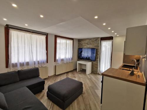 Cervinia Apartment | Aqua Apartment - very Ski In & Ski Out CIR 0436