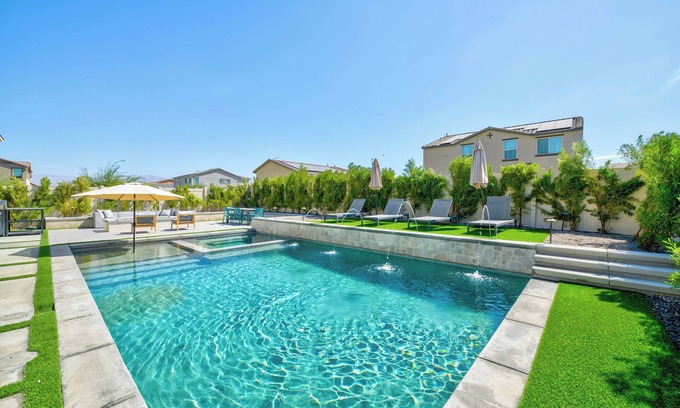 Coachella House | Aqua Splash - Fabulous desert getaway/Close to festivals+golf