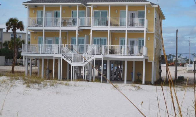 Ono Island House | AQUA VISTA large 4 bedroom Beachfront home with POOL: Great Fall Deals! !