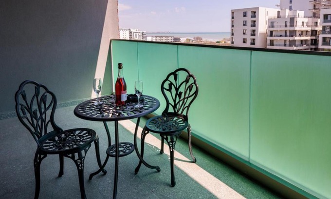 Mamaia-Sat Apartment | Aquarium Residence 2