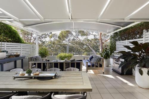 Nelson Bay House | Arabella - 2 bedroom holiday house Nelson Bay
