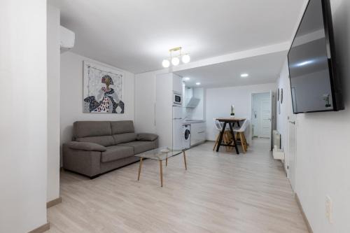 Camino de Ronda Apartment | Arabial 2