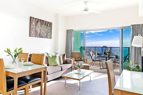 Darwin City Centre Apartment | Arafura Suites - Dual-Studio Resort-style Getaway