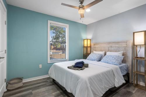 South Central Houston House | Arbor Villa 2 I 4 Apts Sleeps 24 Near Dtown